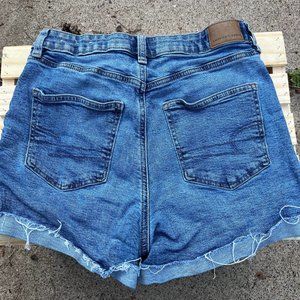 American eagle outfltters Stretch Womens size 6 jean shorts